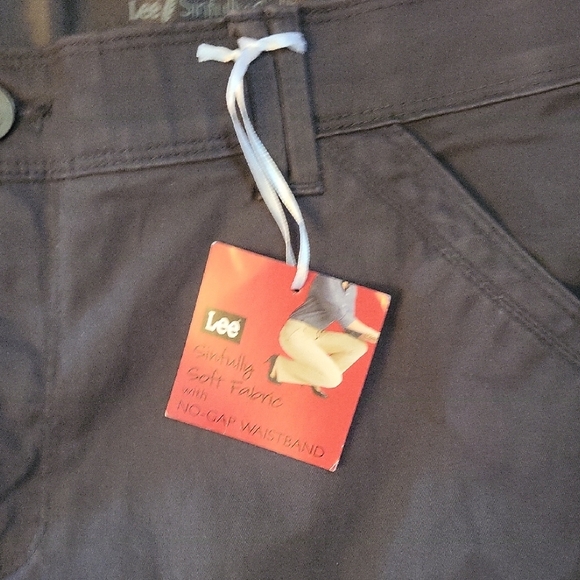 NWT Lee Women's Sinfully Soft Dark Gray Chinos Size 16 - Picture 4 of 10